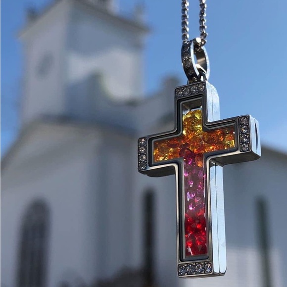 Origami Owl large Silver Cross locket LK1074 with Swarovski crystals - Picture 6 of 6